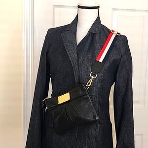 MARC JACOBS 100% Calf Leather Zip Pouch Belt Chest Bag Crossbody Black